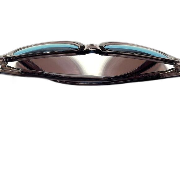 Men's Abaco Polorized Sunglasses in Crystal Grey/Deep Blue Mirror, EUC - Picture 9 of 15